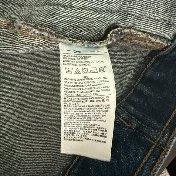 Banana Republic Factory Women’s Classic Denim Jacket Dark Wash - Medium - Picture 6 of 6